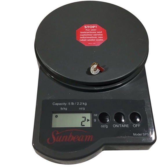 Pin Lifeline 12 Gallon Donor Enamel White Red Tac Brooch Lapel Hat Bag Jewelry - Picture 7 of 8